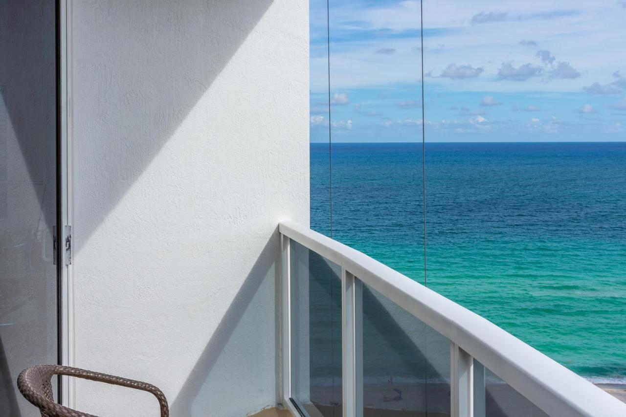 Hotel International Beach Tump Resort Ocean View 1100 Sf 1 Bed 1Bth Privately Owned Sunny Isles Miami Beach Eksteriør billede