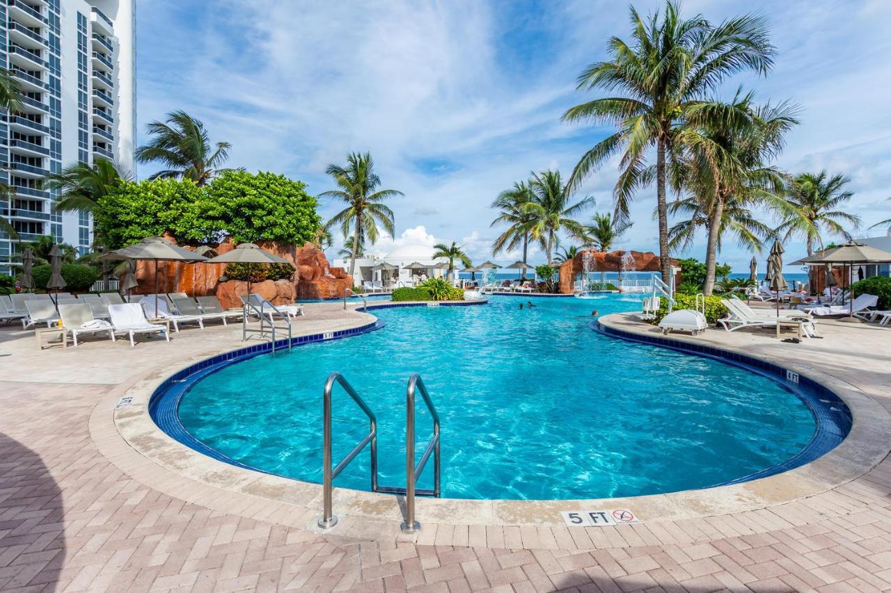 Hotel International Beach Tump Resort Ocean View 1100 Sf 1 Bed 1Bth Privately Owned Sunny Isles Miami Beach Eksteriør billede