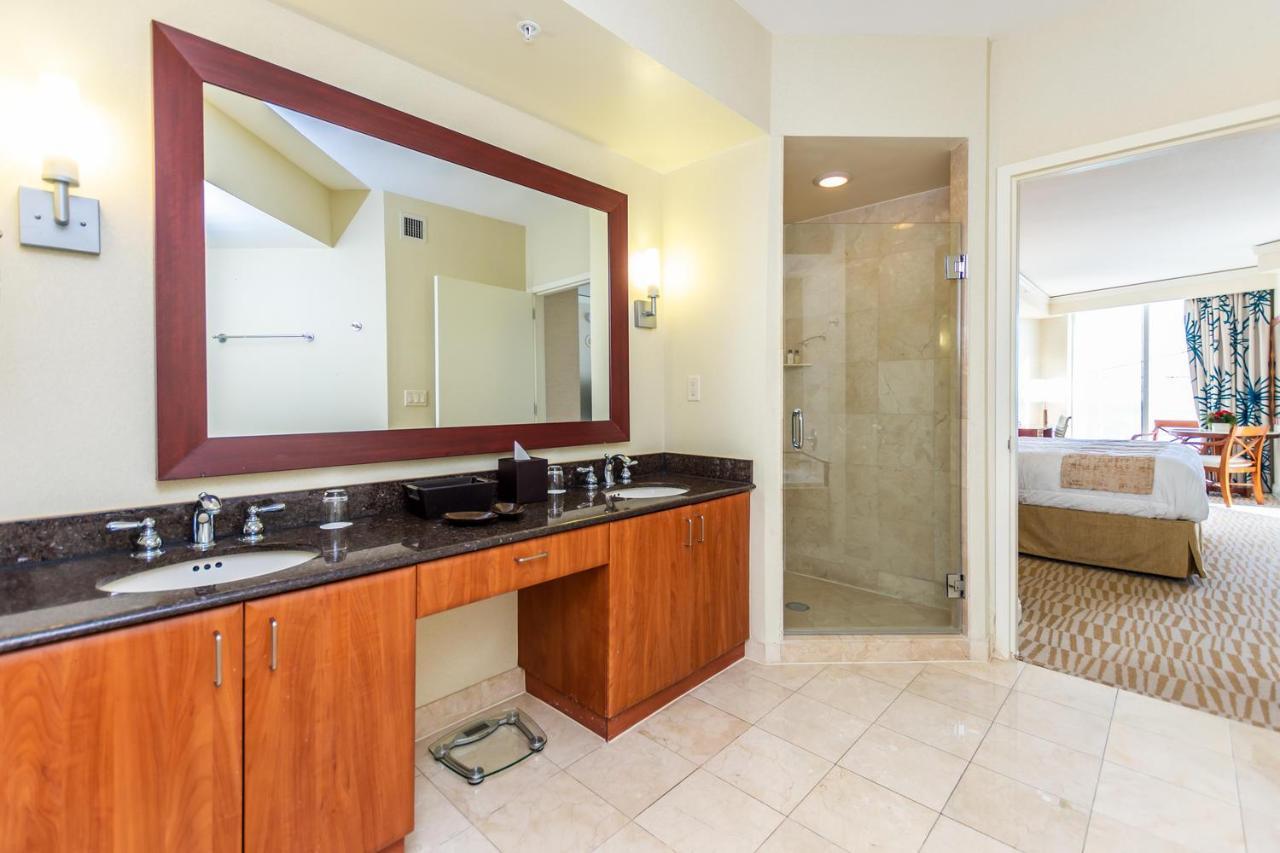 Hotel International Beach Tump Resort Ocean View 1100 Sf 1 Bed 1Bth Privately Owned Sunny Isles Miami Beach Eksteriør billede